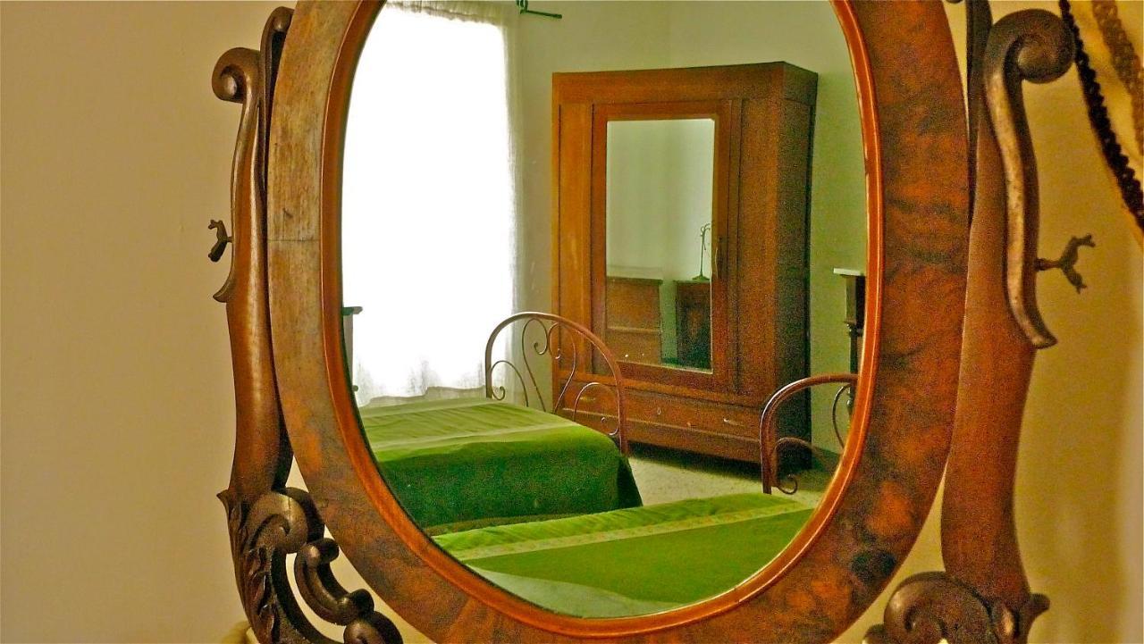 Agriturismo "Borgo Madonna Degli Angeli" - Charming Cottages In The Gardens ! Tocco da Casauria Quarto foto